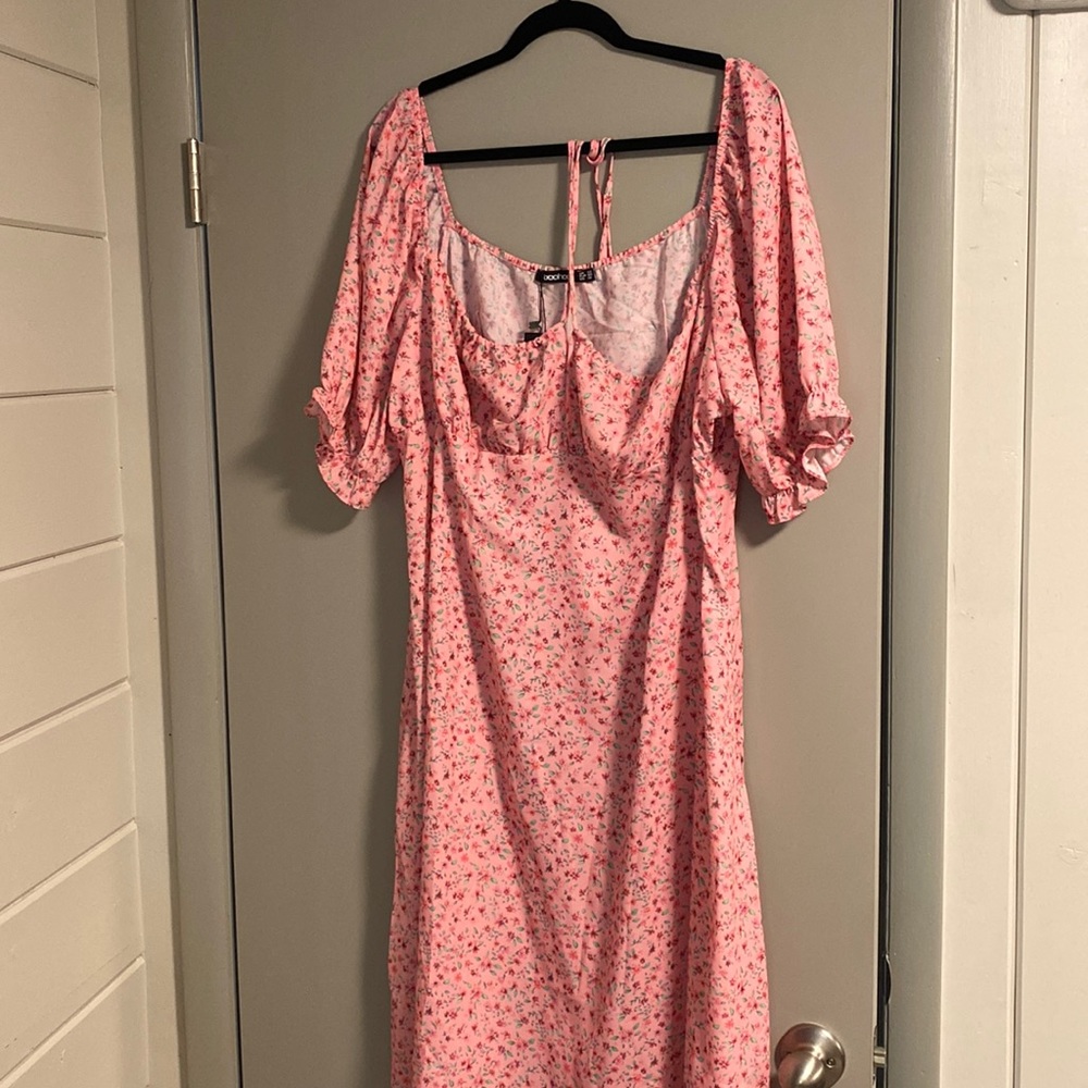 Size 18 Boohoo pink floral dress